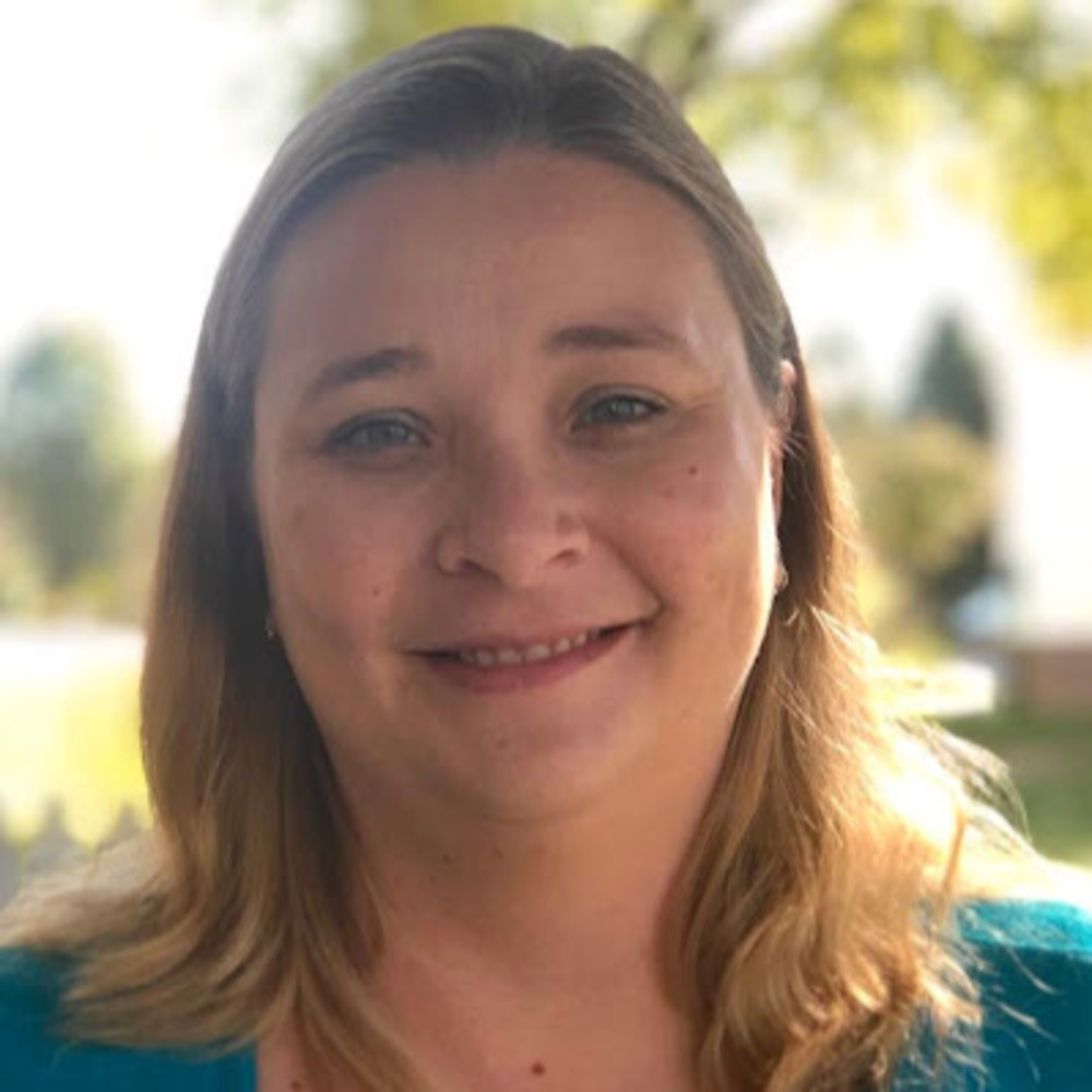Meet your Posher, Monica